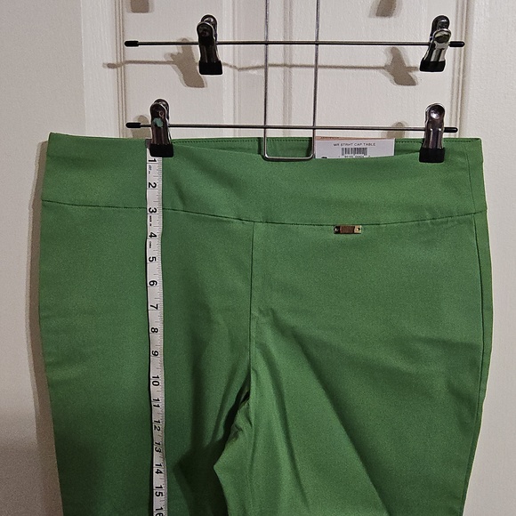 Bright Green Cropped Trousers - Picture 2 of 5